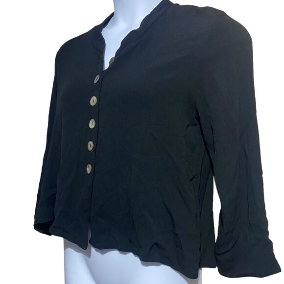 Niche Nilgun Derman Black 3/4 sleeve top with abalone shell buttons Rayon Large - Picture 4 of 9